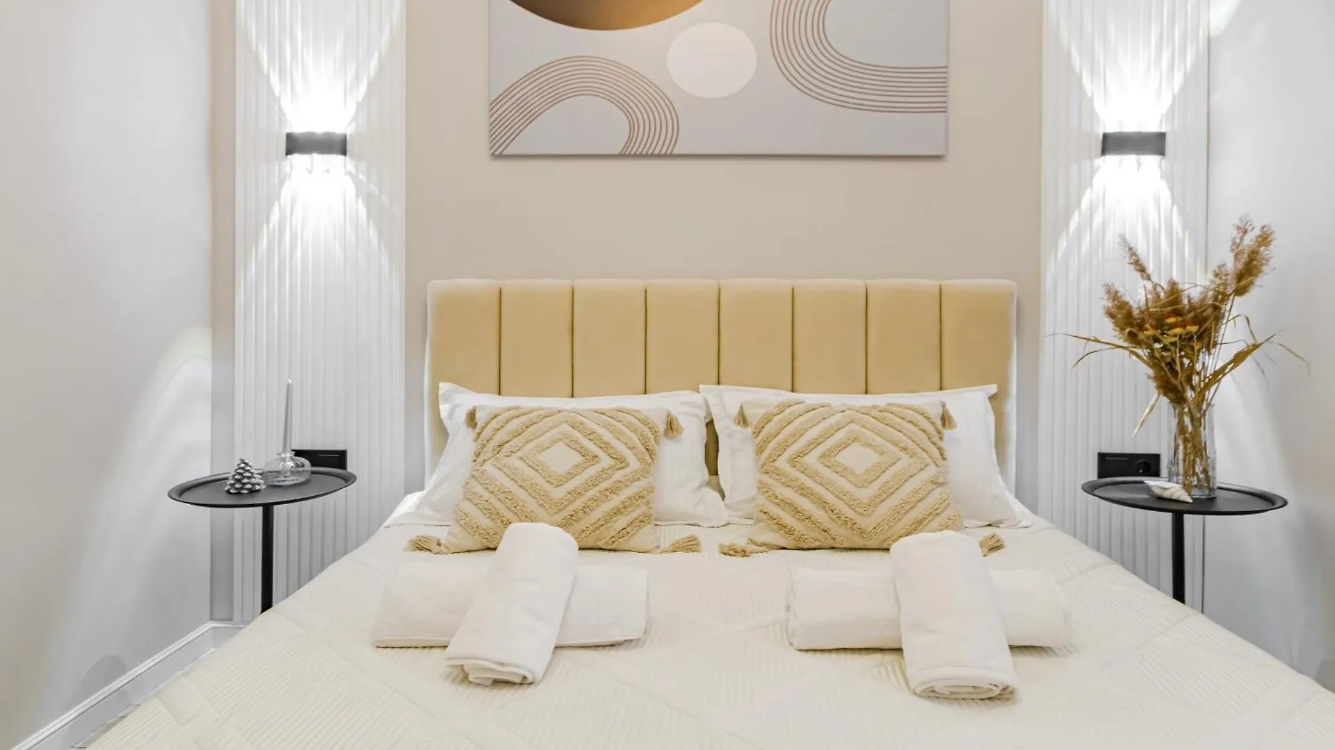 Cozy Neoclassic Apartments Nur-Sultan  Kazakhstan